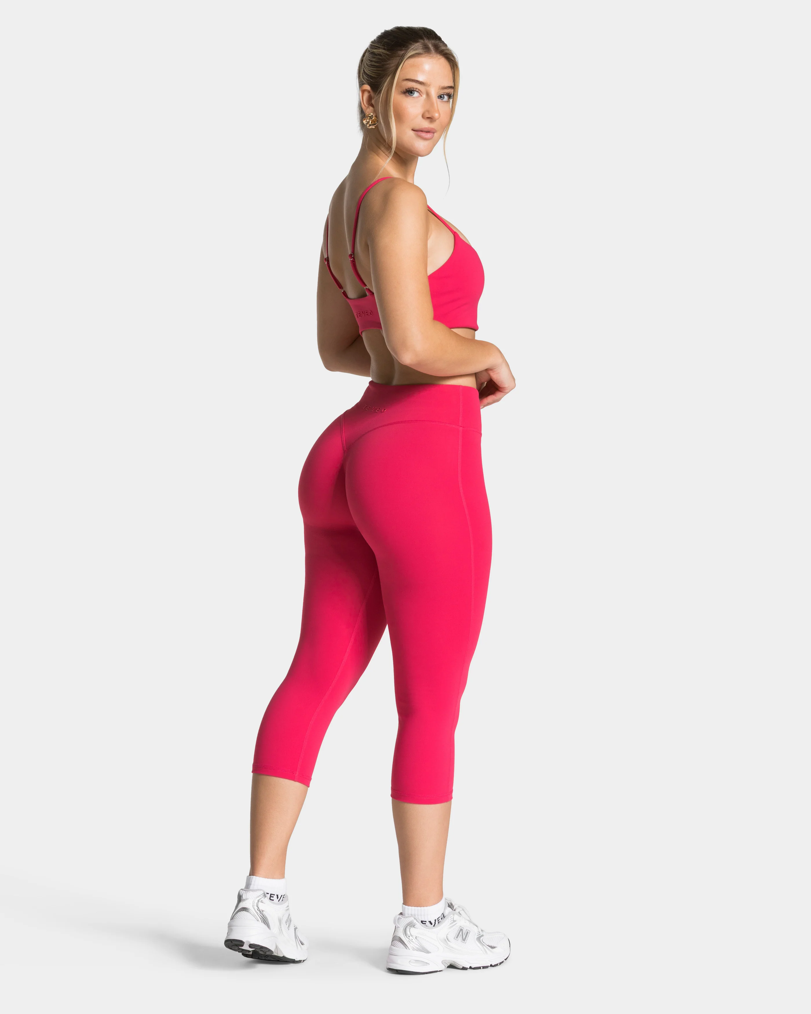 Allrounder Capri Leggings "Berry" - Image 5