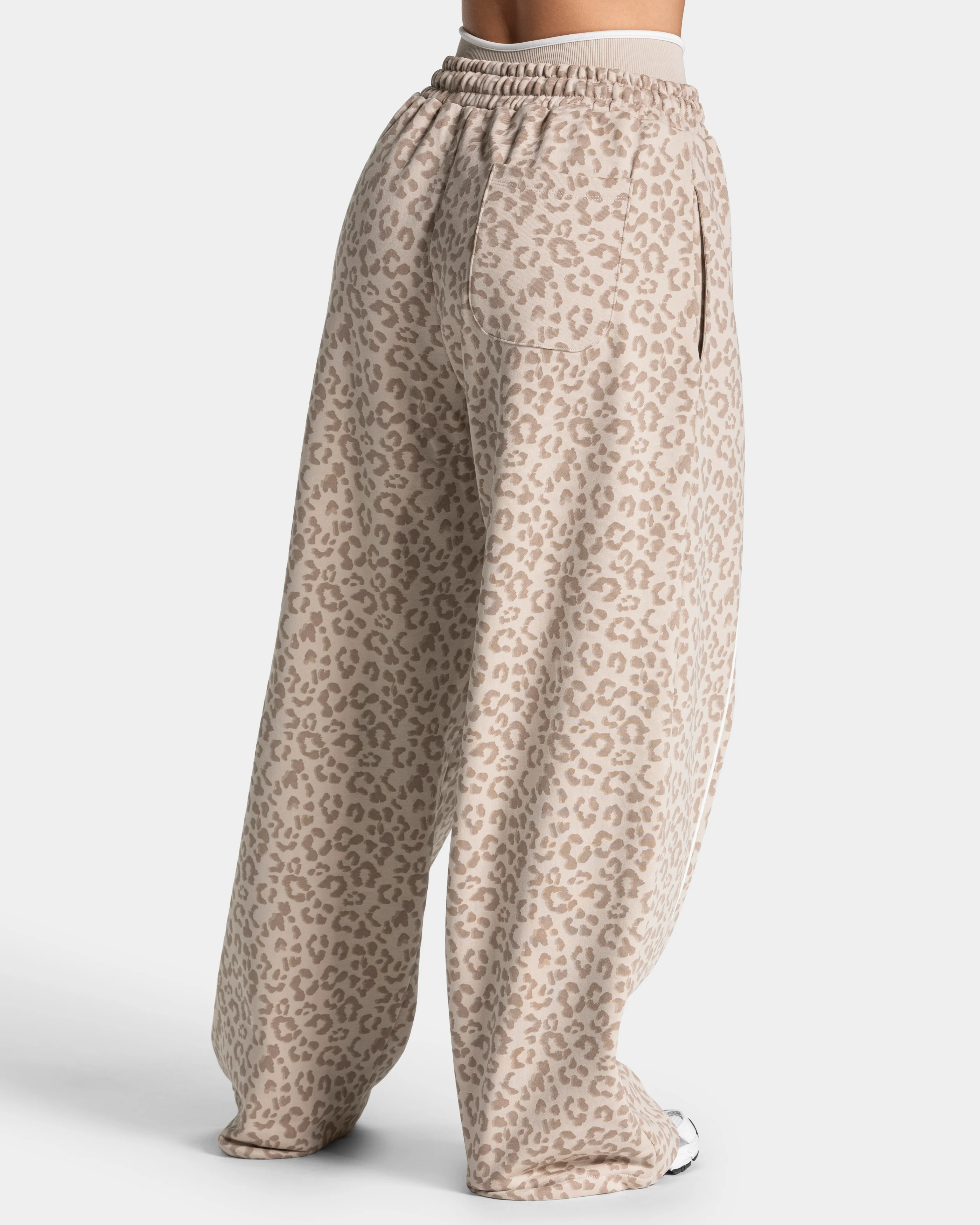 Contrastline Wide Leg Jogger "Leo Cream" - Image 2