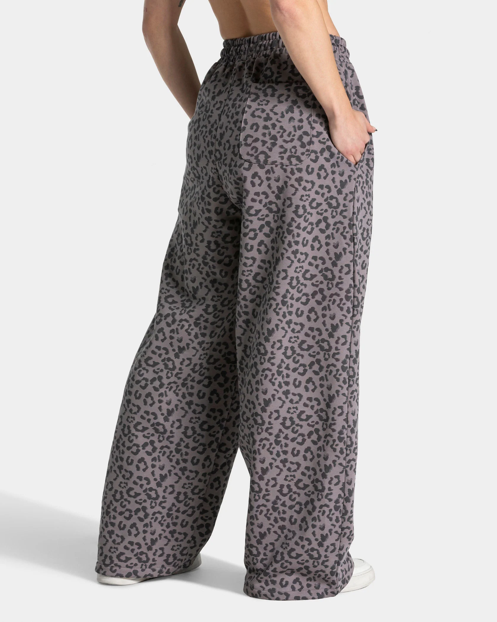 Contrastline Wide Leg Jogger "Leo Graphit" - Image 2