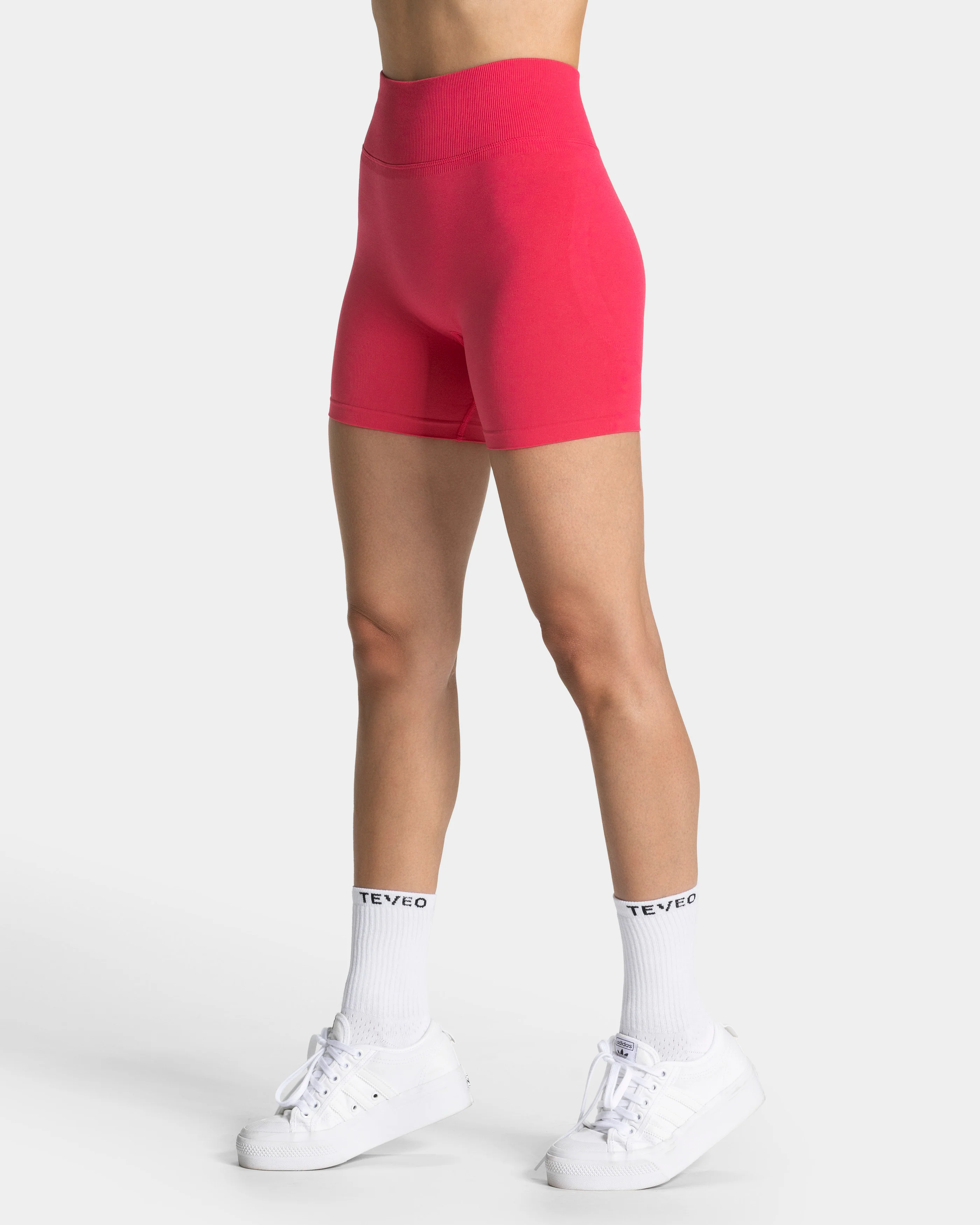 Femme Sculpt Scrunch Shorts "Berry" - Image 2