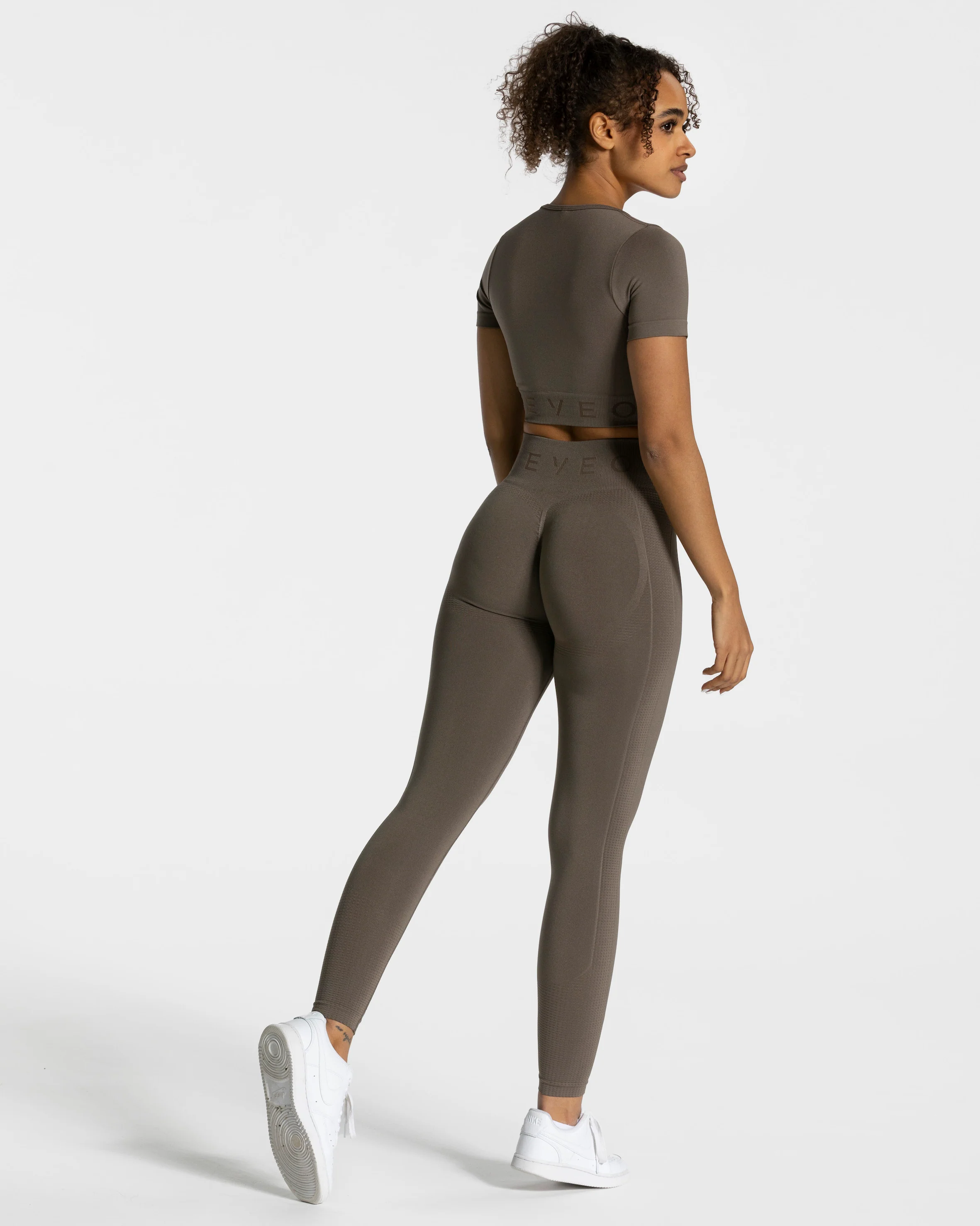 Focus Crop Top "Taupe" - Image 5