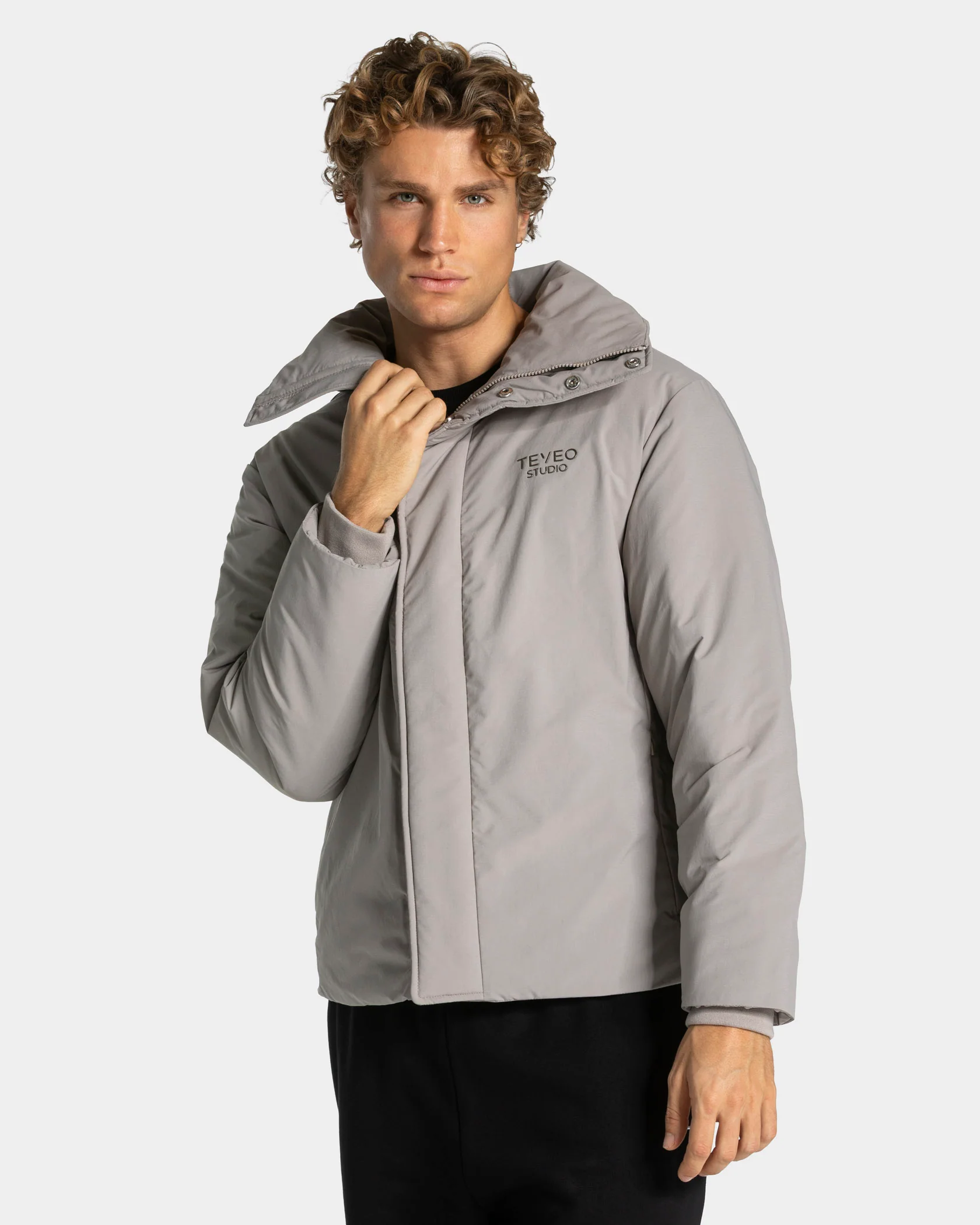 Studio Puffer Jacke "Smoke"