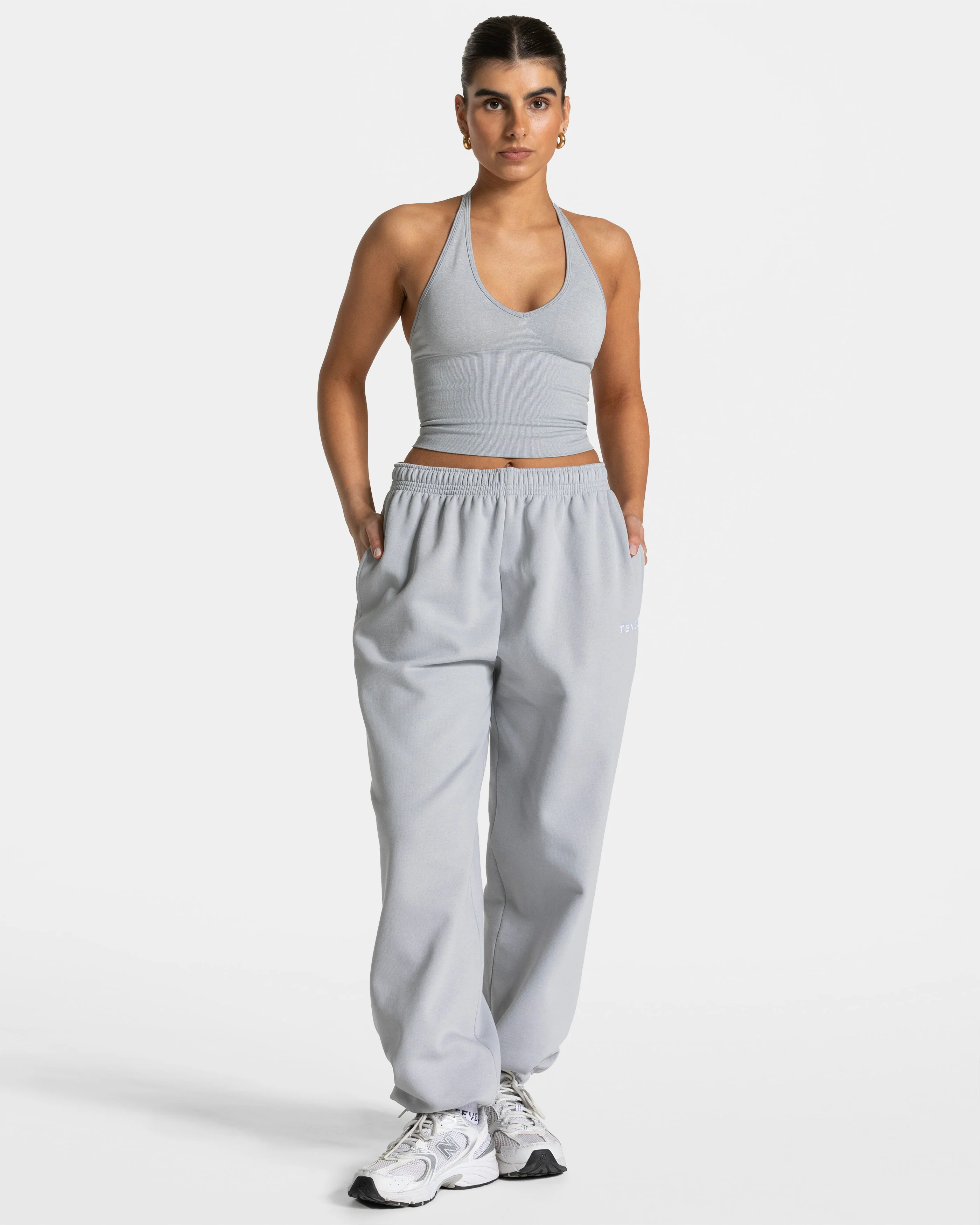 Timeless Pro Jogger ''Hellgrau'' - Image 3