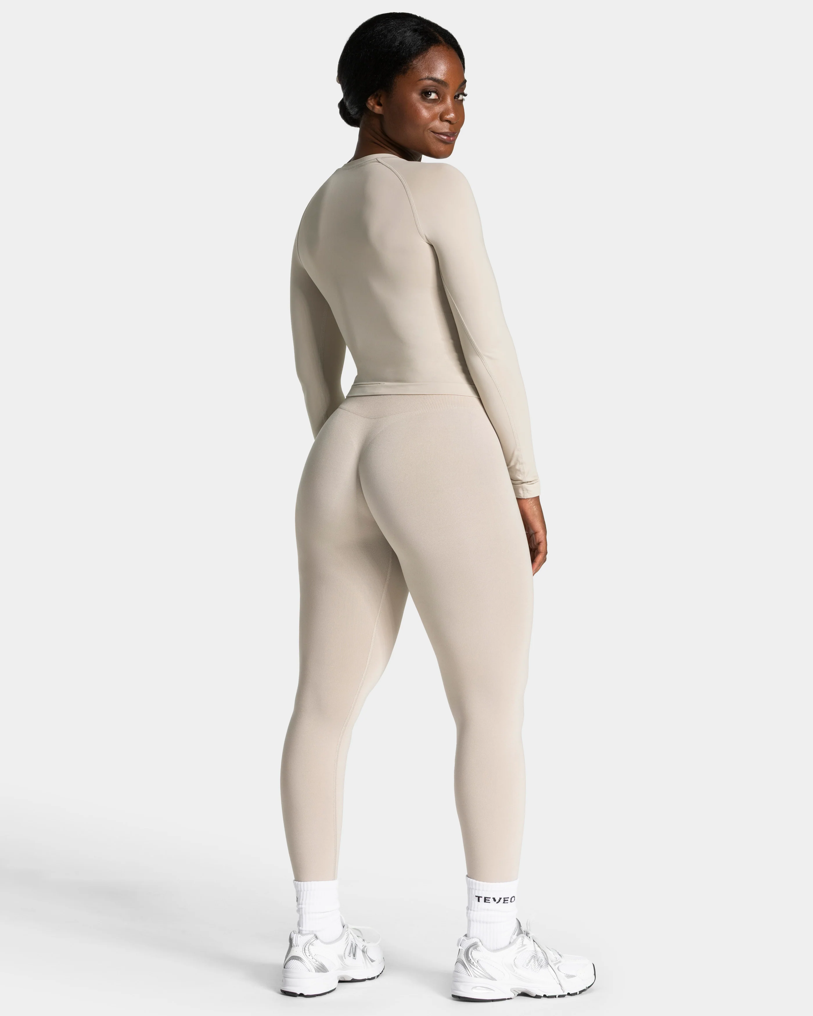 Timeless Pro Longsleeve "Cream" - Image 5